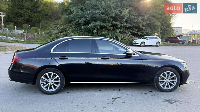 Седан Mercedes-Benz E-Class 2012 в Тячеві