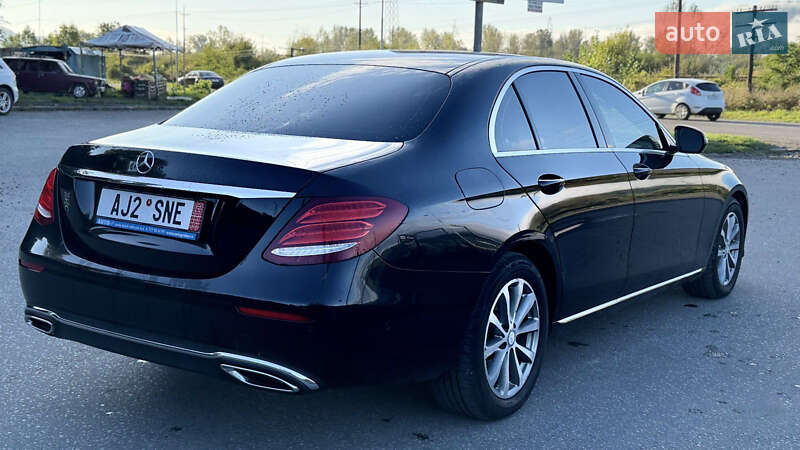 Седан Mercedes-Benz E-Class 2012 в Тячеві