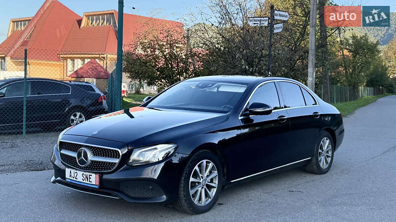 Седан Mercedes-Benz E-Class 2012 в Тячеві