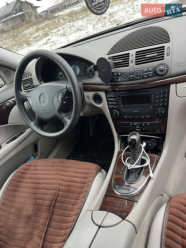 Седан Mercedes-Benz E-Class 2003 в Старом Селе