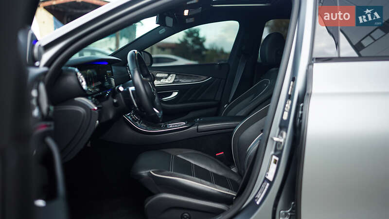 Седан Mercedes-Benz E-Class 2019 в Львове