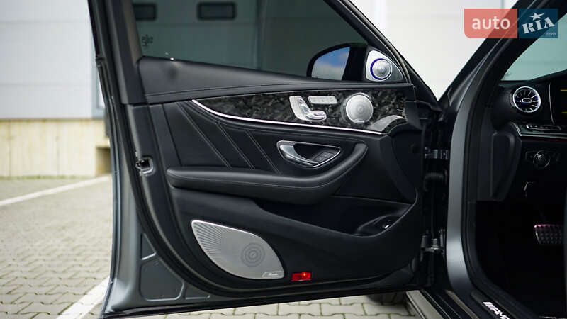 Седан Mercedes-Benz E-Class 2019 в Львове