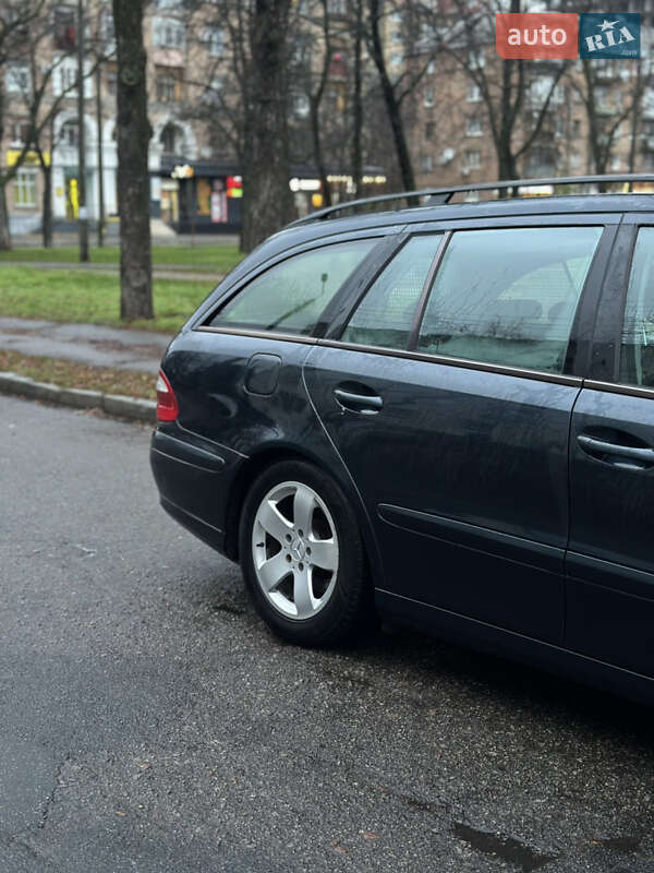 Универсал Mercedes-Benz E-Class 2003 в Киеве фото 7 Универсал Mercedes-Benz E-Class 2003 в Киеве