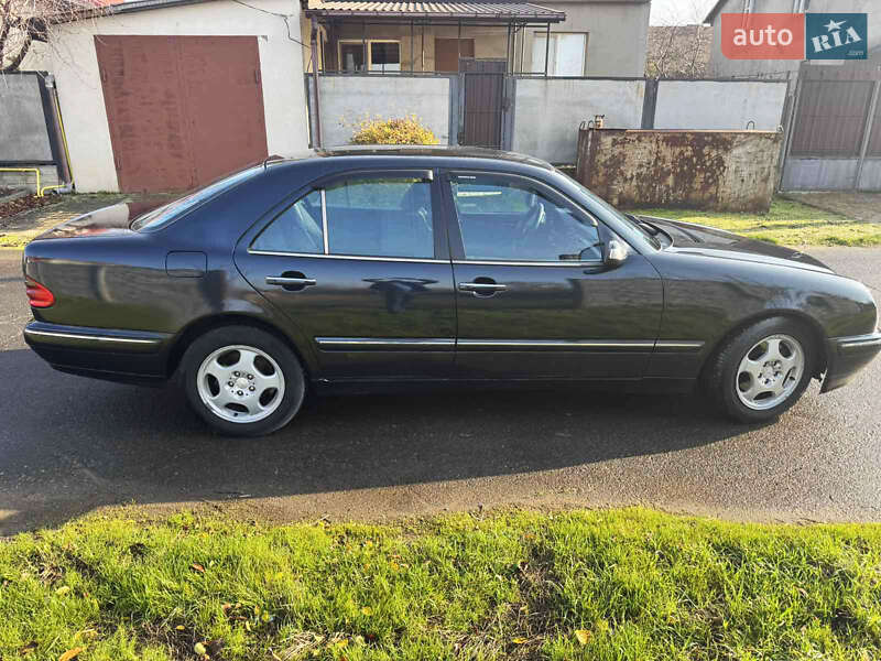 Седан Mercedes-Benz E-Class 2000 в Одессе фото 8 Седан Mercedes-Benz E-Class 2000 в Одессе