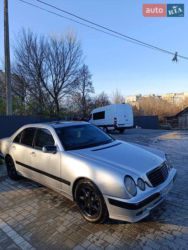Седан Mercedes-Benz E-Class 2001 в Каменец-Подольском фото 8 Седан Mercedes-Benz E-Class 2001 в Каменец-Подольском
