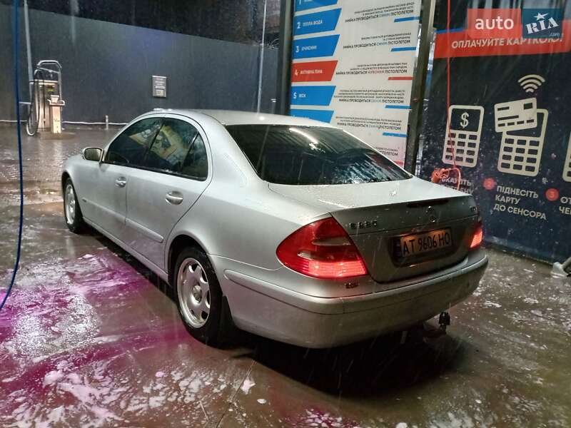 Седан Mercedes-Benz E-Class 2003 в Коломые