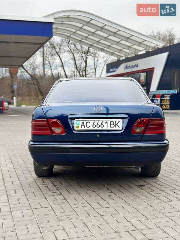 Седан Mercedes-Benz E-Class 1999 в Кропивницком