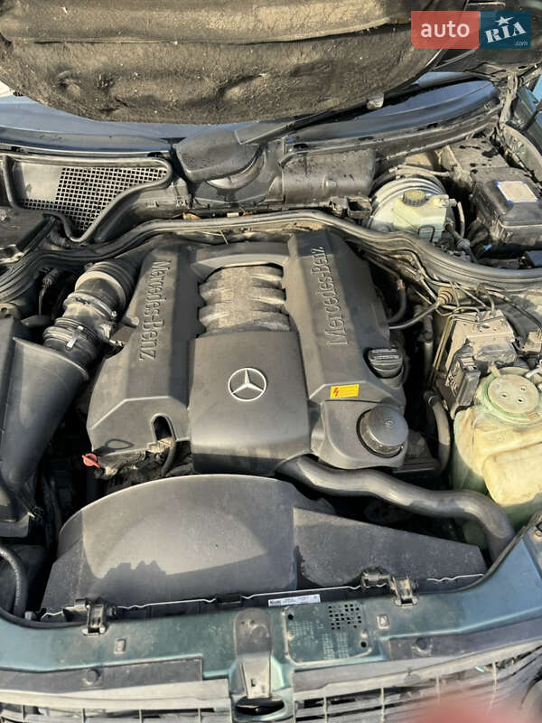 Седан Mercedes-Benz E-Class 1998 в Запорожье