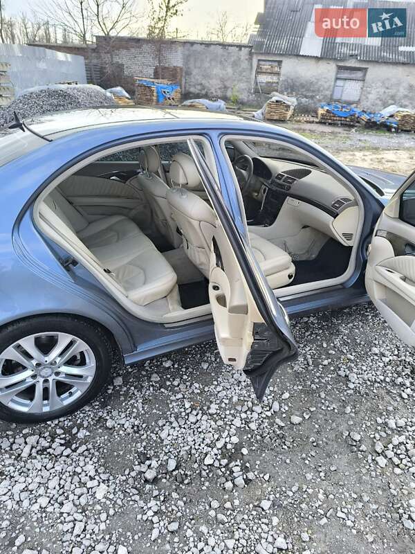 Седан Mercedes-Benz E-Class 2002 в Високопіллі фото 25 Седан Mercedes-Benz E-Class 2002 в Високопіллі