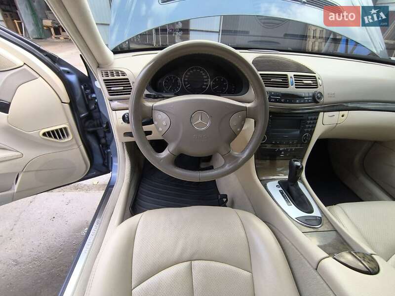 Седан Mercedes-Benz E-Class 2002 в Високопіллі фото 31 Седан Mercedes-Benz E-Class 2002 в Високопіллі