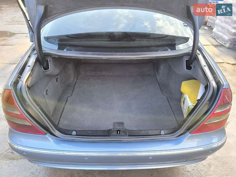 Седан Mercedes-Benz E-Class 2002 в Високопіллі фото 39 Седан Mercedes-Benz E-Class 2002 в Високопіллі