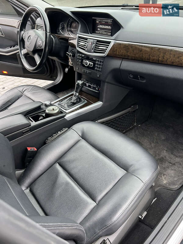Седан Mercedes-Benz E-Class 2013 в Ковеле