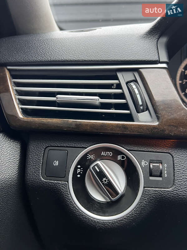 Седан Mercedes-Benz E-Class 2013 в Ковеле