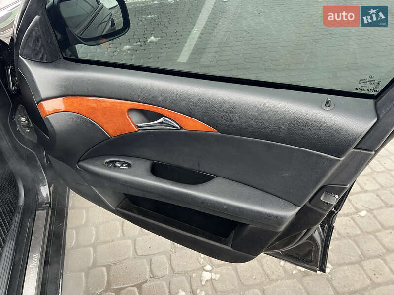 Седан Mercedes-Benz E-Class 2007 в Львове