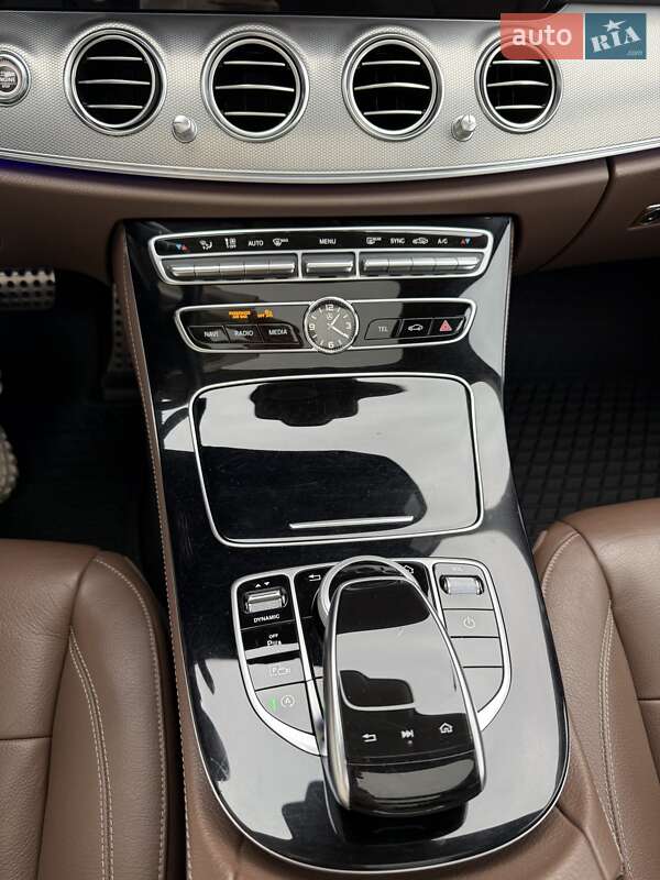 Седан Mercedes-Benz E-Class 2018 в Киеве