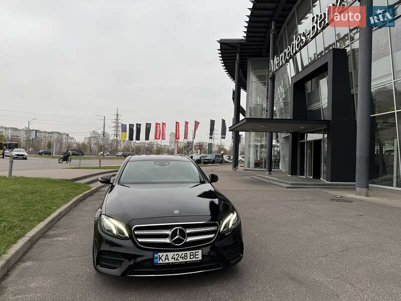 Седан Mercedes-Benz E-Class 2018 в Киеве