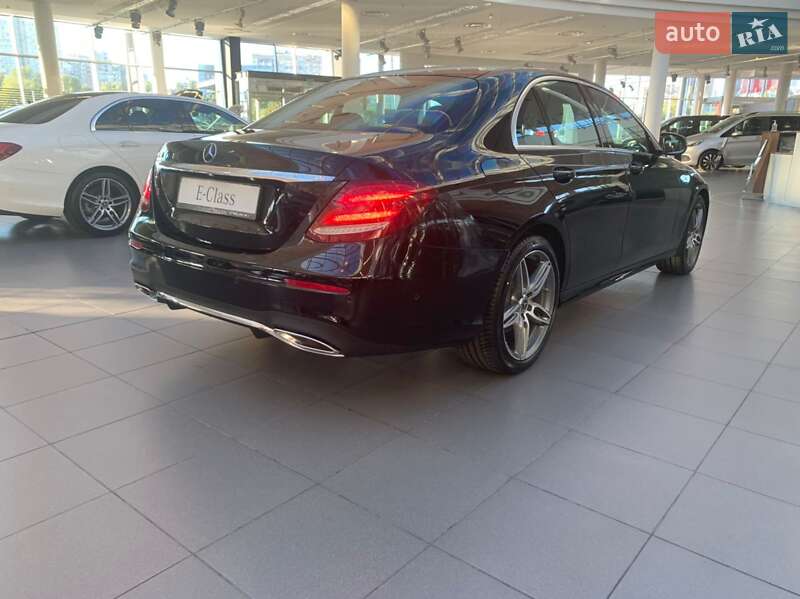 Седан Mercedes-Benz E-Class 2018 в Киеве