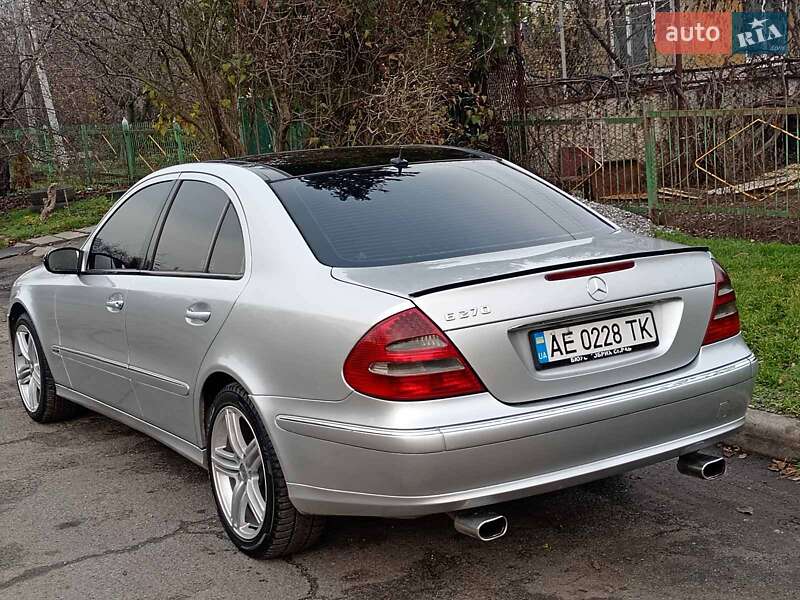 Седан Mercedes-Benz E-Class 2003 в Днепре