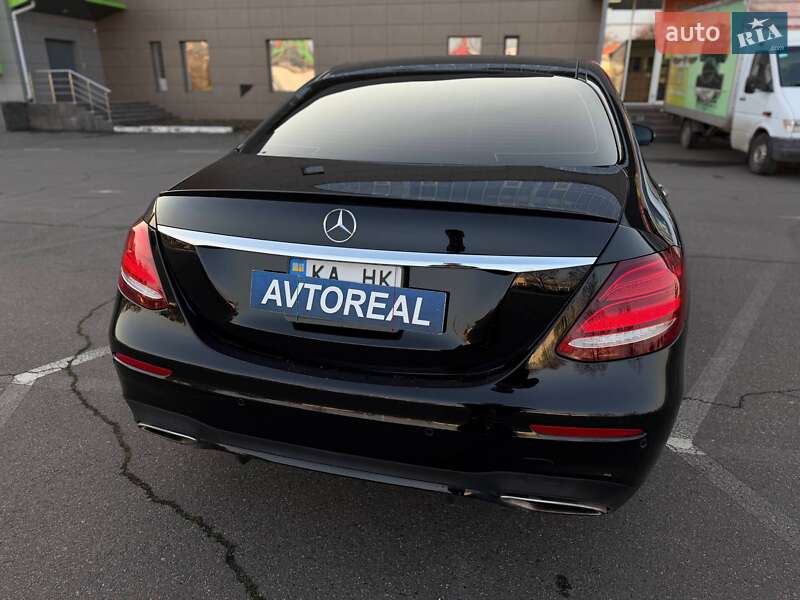 Седан Mercedes-Benz E-Class 2018 в Кривом Роге