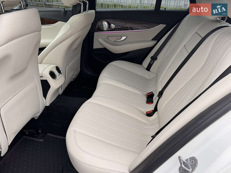 Седан Mercedes-Benz E-Class 2017 в Виннице