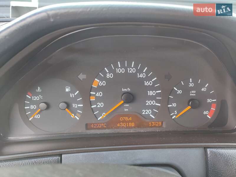 Седан Mercedes-Benz E-Class 1996 в Ковеле