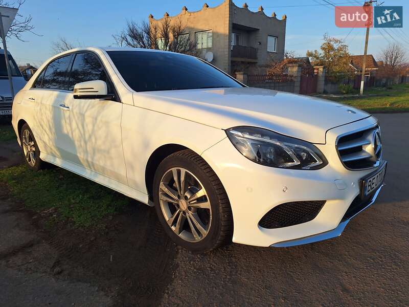 Седан Mercedes-Benz E-Class 2013 в Николаеве