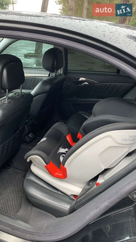 Седан Mercedes-Benz E-Class 2003 в Виннице