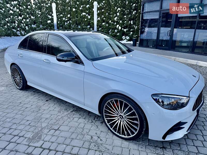 Седан Mercedes-Benz E-Class 2019 в Львові