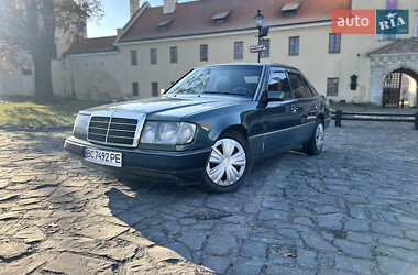 Седан Mercedes-Benz E-Class 1991 в Жовкве