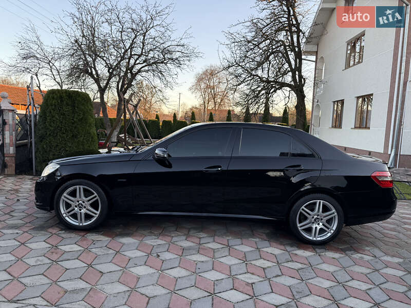 Седан Mercedes-Benz E-Class 2009 в Коломые