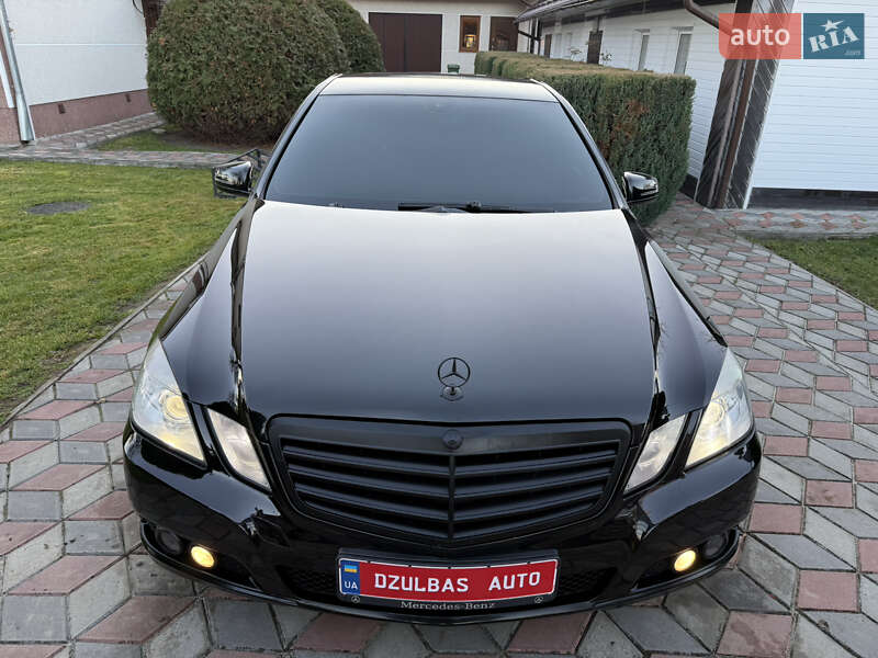Седан Mercedes-Benz E-Class 2009 в Коломые