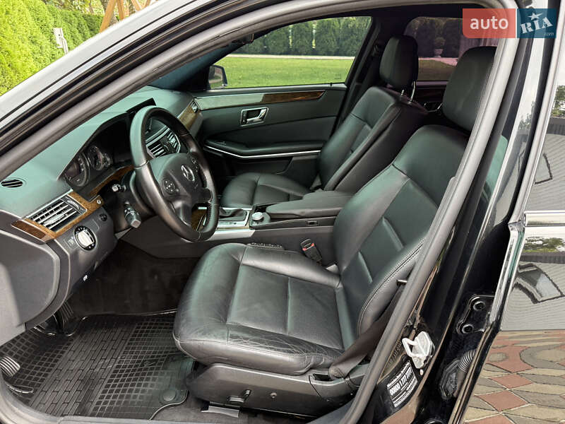 Седан Mercedes-Benz E-Class 2009 в Коломые