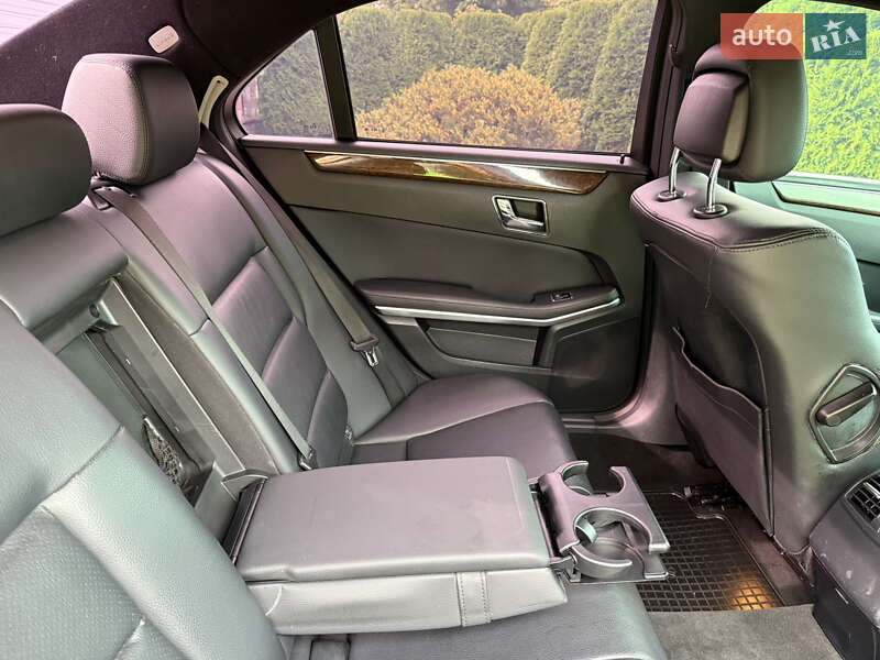 Седан Mercedes-Benz E-Class 2009 в Коломые