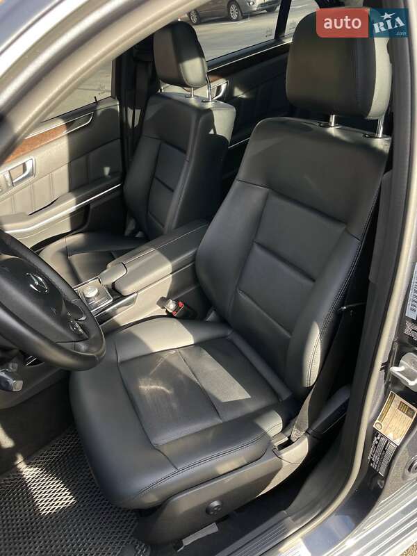 Седан Mercedes-Benz E-Class 2011 в Киеве