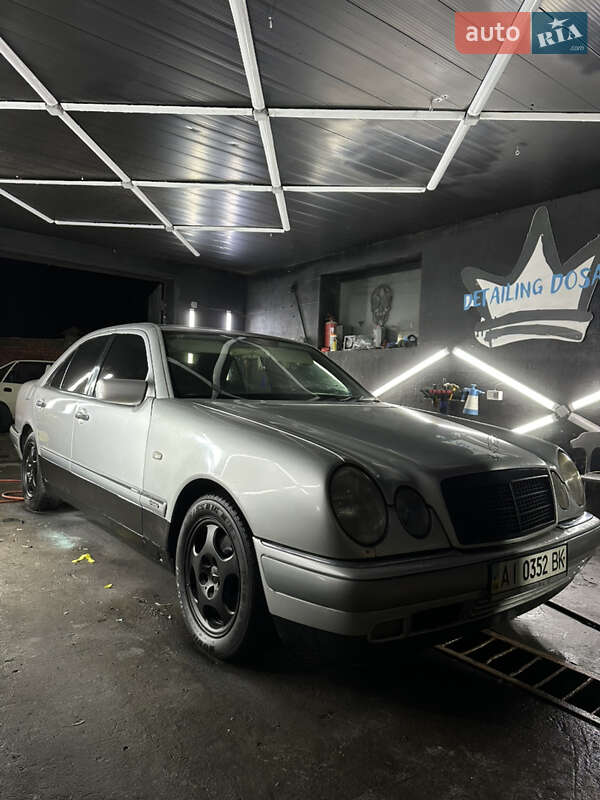 Седан Mercedes-Benz E-Class 1996 в Василькове фото 2 Седан Mercedes-Benz E-Class 1996 в Василькове