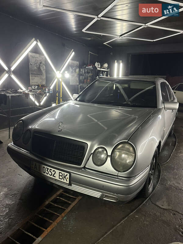 Седан Mercedes-Benz E-Class 1996 в Василькове фото 4 Седан Mercedes-Benz E-Class 1996 в Василькове