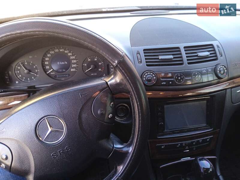 Седан Mercedes-Benz E-Class 2006 в Новому Розділі фото 10 Седан Mercedes-Benz E-Class 2006 в Новому Розділі