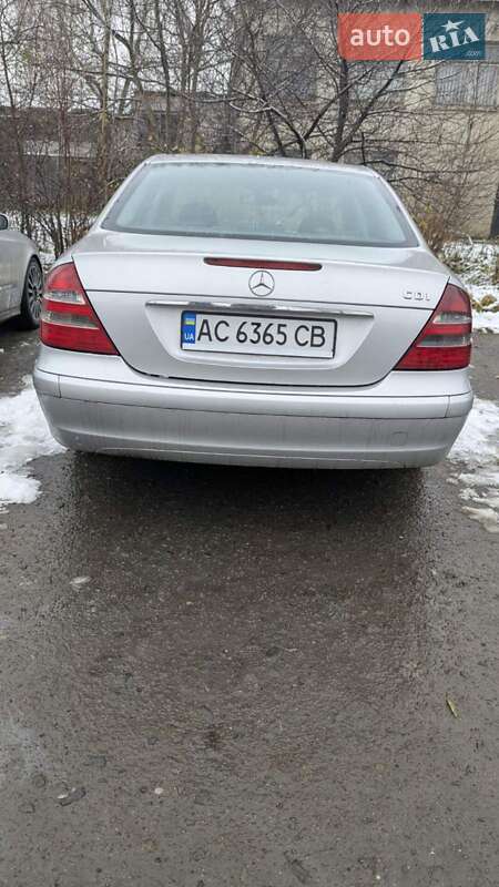 Седан Mercedes-Benz E-Class 2003 в Луцьку