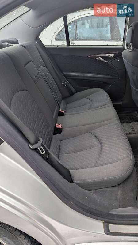 Седан Mercedes-Benz E-Class 2003 в Луцьку