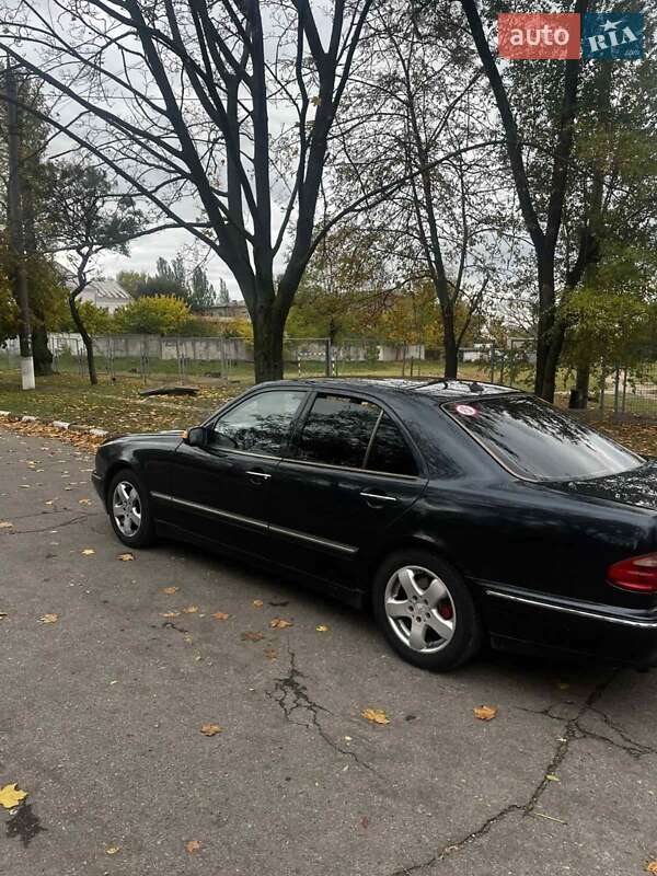 Седан Mercedes-Benz E-Class 2001 в Запорожье фото 3 Седан Mercedes-Benz E-Class 2001 в Запорожье