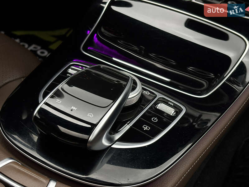 Седан Mercedes-Benz E-Class 2017 в Киеве фото 37 Седан Mercedes-Benz E-Class 2017 в Киеве