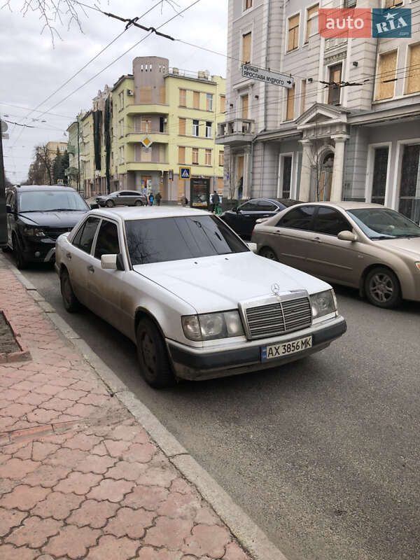 Седан Mercedes-Benz E-Class 1991 в Харкові фото 5 Седан Mercedes-Benz E-Class 1991 в Харкові