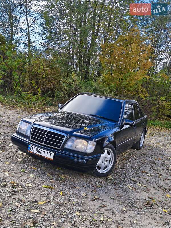 Седан Mercedes-Benz E-Class 1994 в Коломые