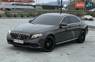 Седан Mercedes-Benz E-Class 2016 в Ужгороде