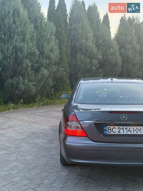 Седан Mercedes-Benz E-Class 2007 в Самборі