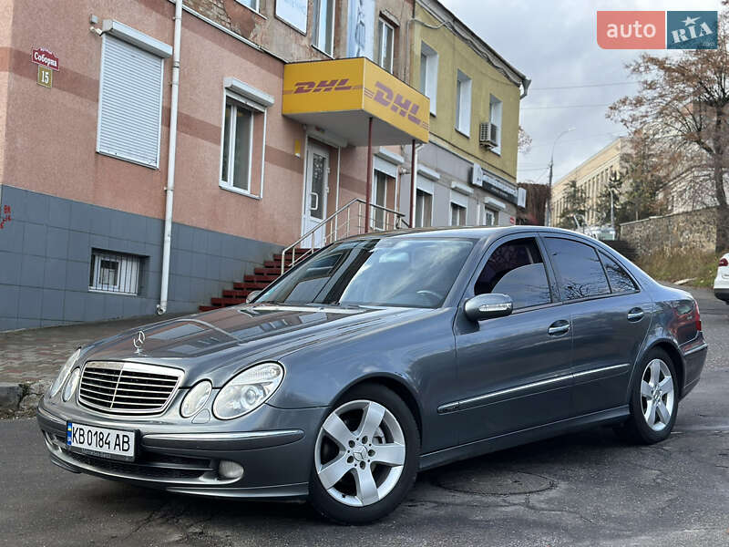 Седан Mercedes-Benz E-Class 2005 в Виннице