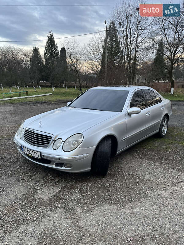 Седан Mercedes-Benz E-Class 2005 в Вашківцях