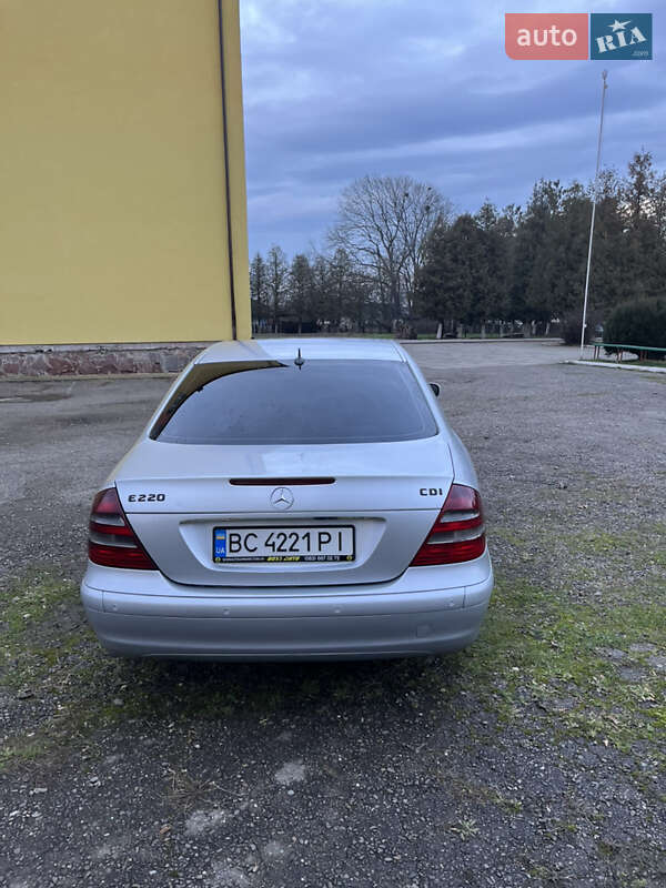 Седан Mercedes-Benz E-Class 2005 в Вашківцях