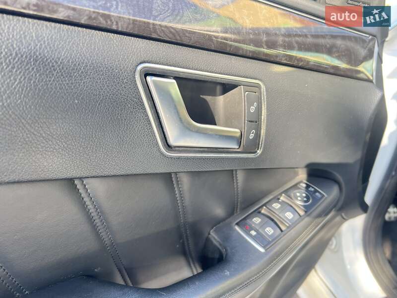 Універсал Mercedes-Benz E-Class 2014 в Києві фото 22 Універсал Mercedes-Benz E-Class 2014 в Києві