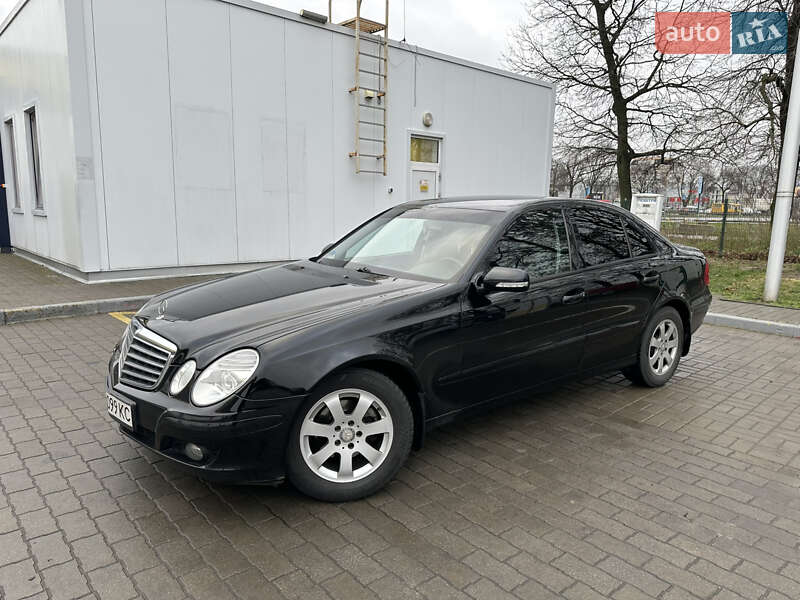 Mercedes-Benz E-Class 2008